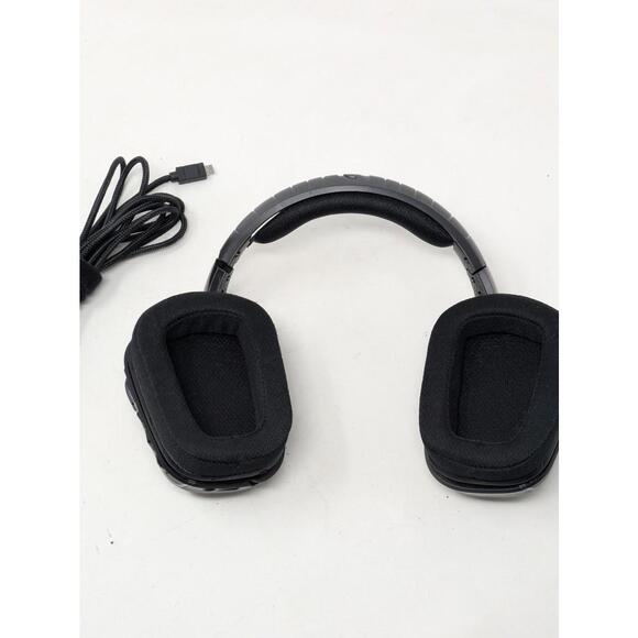 Logitech G633 Artemis Spectrum RGB 7.1 Surround Sound Gaming Wired Headset - Picture 4 of 11